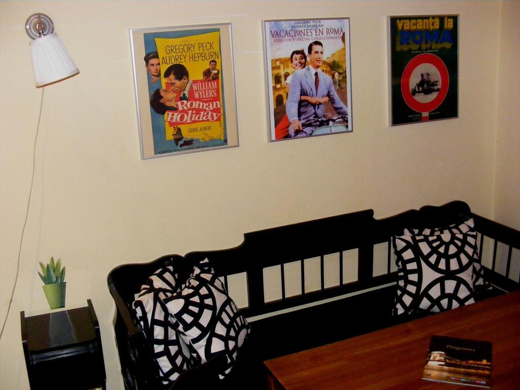 11Th Hour Cinema Hostel Budapest Rom bilde